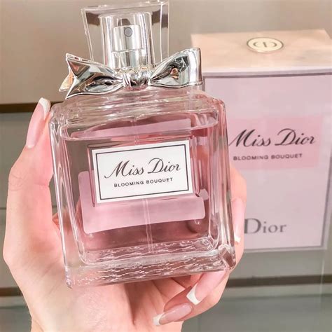 miss dior blooming bouquet model|Miss Dior Blooming bouquet original.